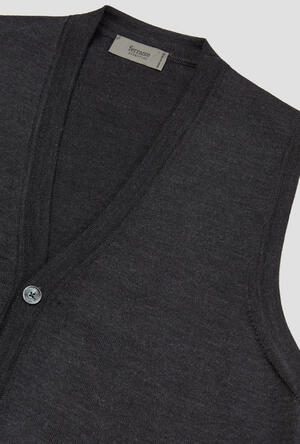 waistcoat in worsted wool ESSENTIAL - Ferrante | img vers.300x/