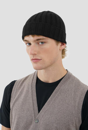 Ribbed hat MAIN - Ferrante | img vers.300x/