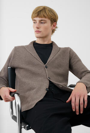 Knitted jacket with workmanship MAIN - Ferrante | img vers.300x/