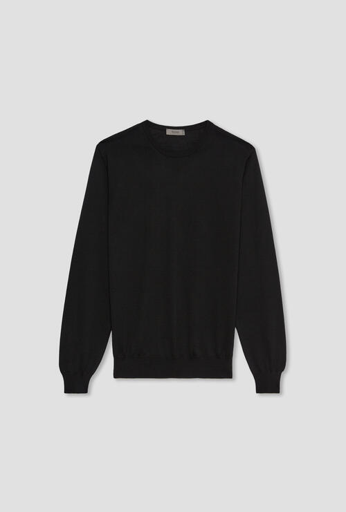 Worsted wool crew-neck Black