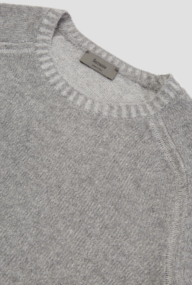 Bouclè crew neck MAIN - Ferrante | img vers.1300x/