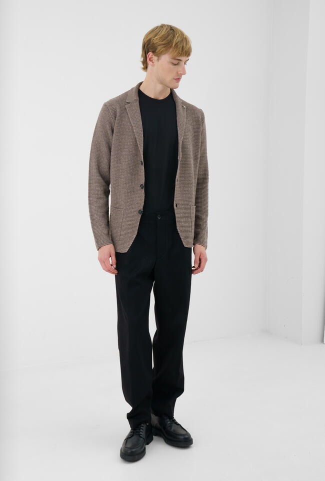 Knitted jacket with workmanship MAIN - Ferrante | img vers.1300x/