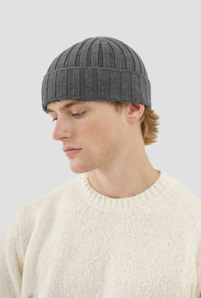 Ribbed hat MAIN - Ferrante | img vers.1300x/